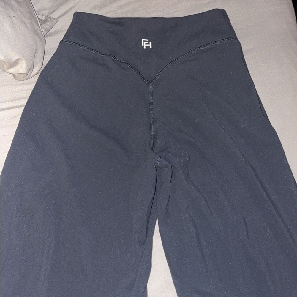 Straight leg leggings First Health